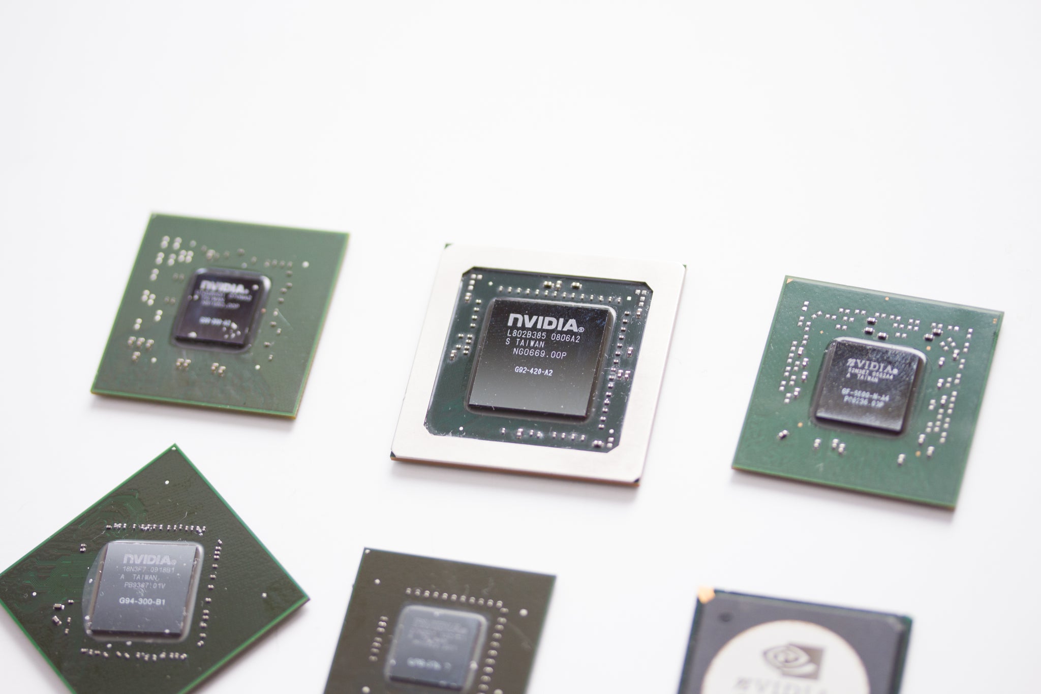 Fridge magnet made with old Chipset, nVidia, graphics processor, GPU