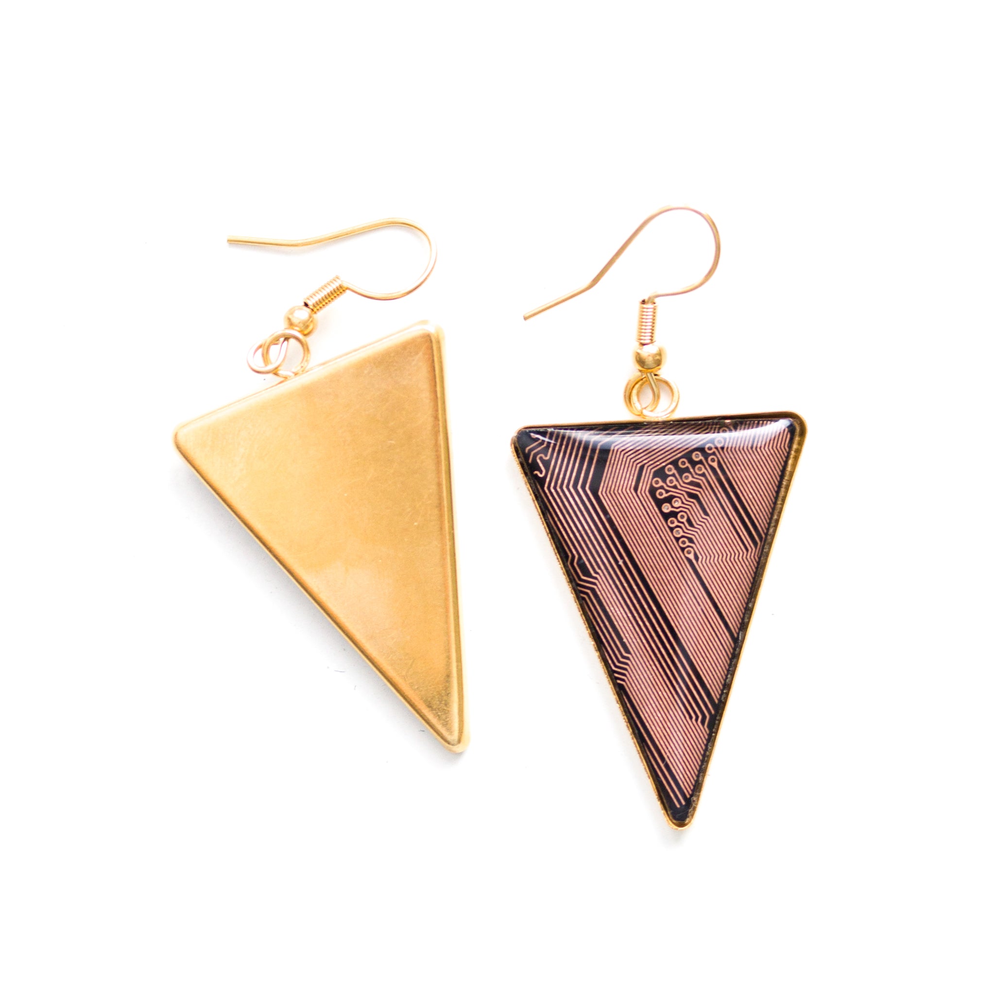 Triangle circuit board earrings (golden)