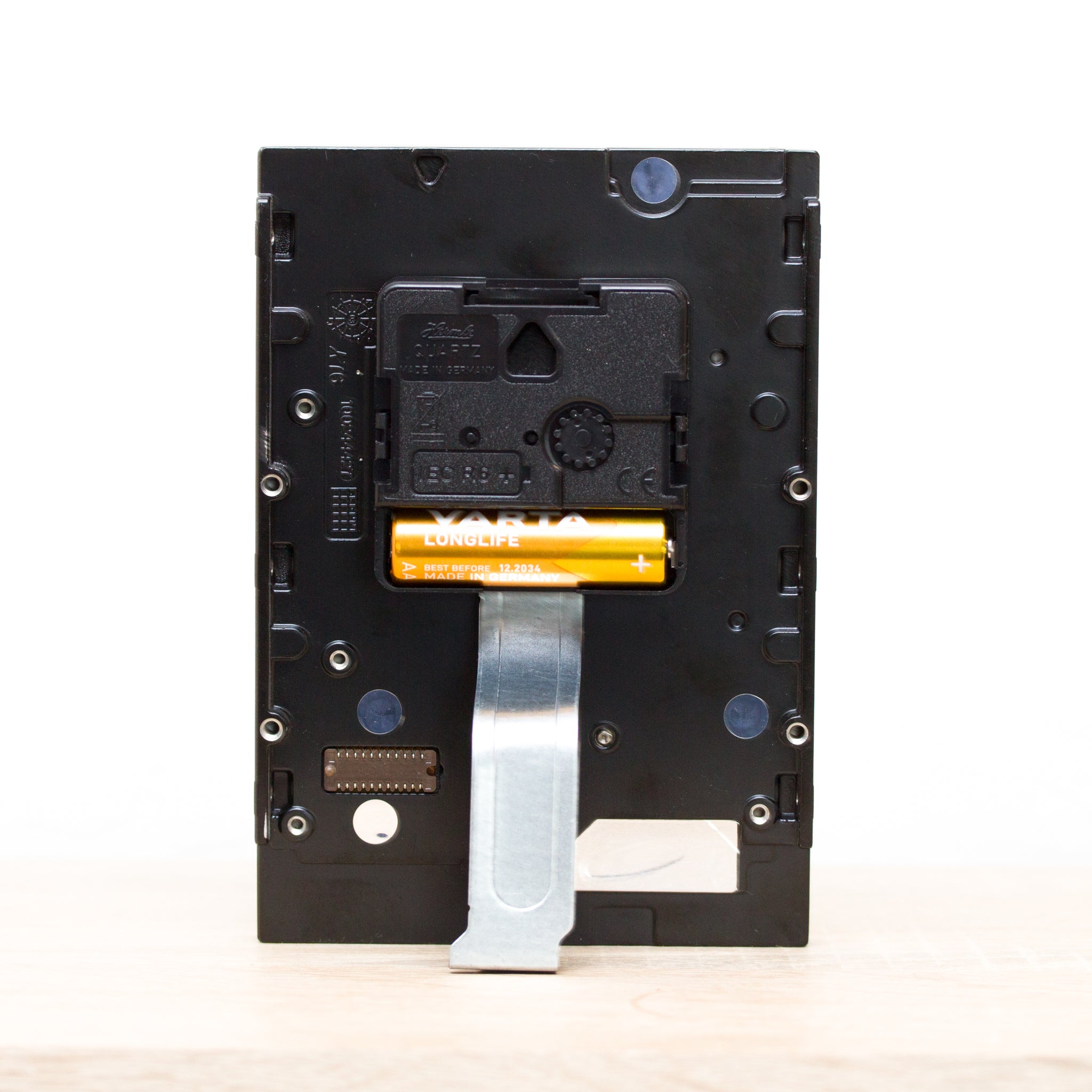 Desk clock made of recycled HDD drive