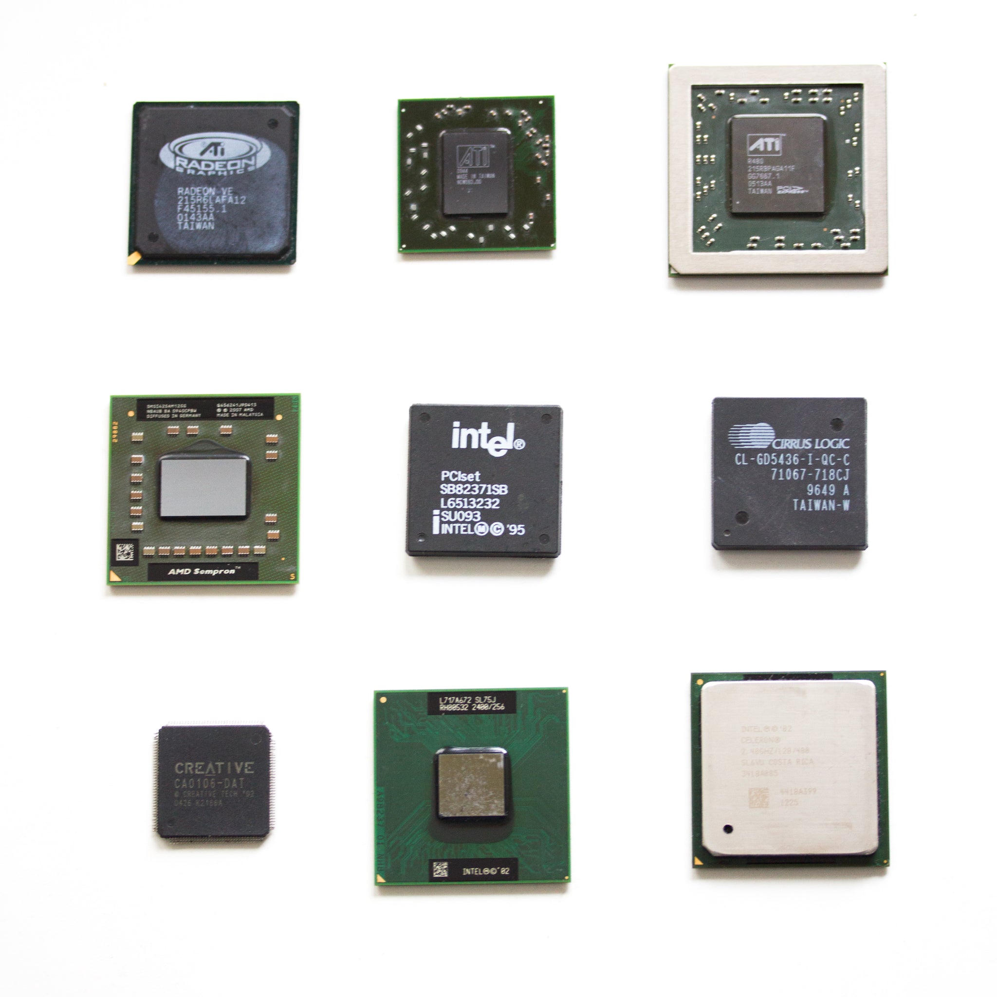 Fridge magnet made with old Chipset, CPU, graphics processor, GPU