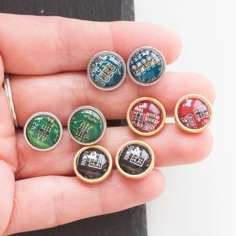 Circuit board stud earrings, 10mm round, steel or gold