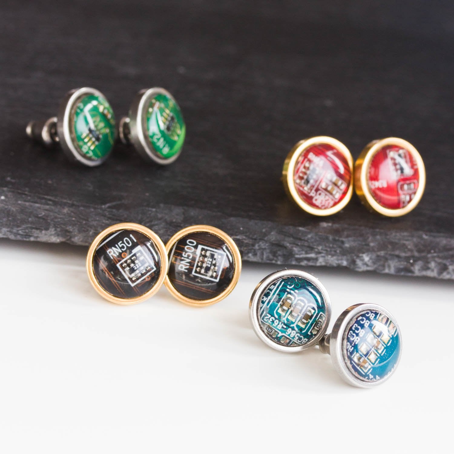Circuit board stud earrings, 10mm round, steel or gold