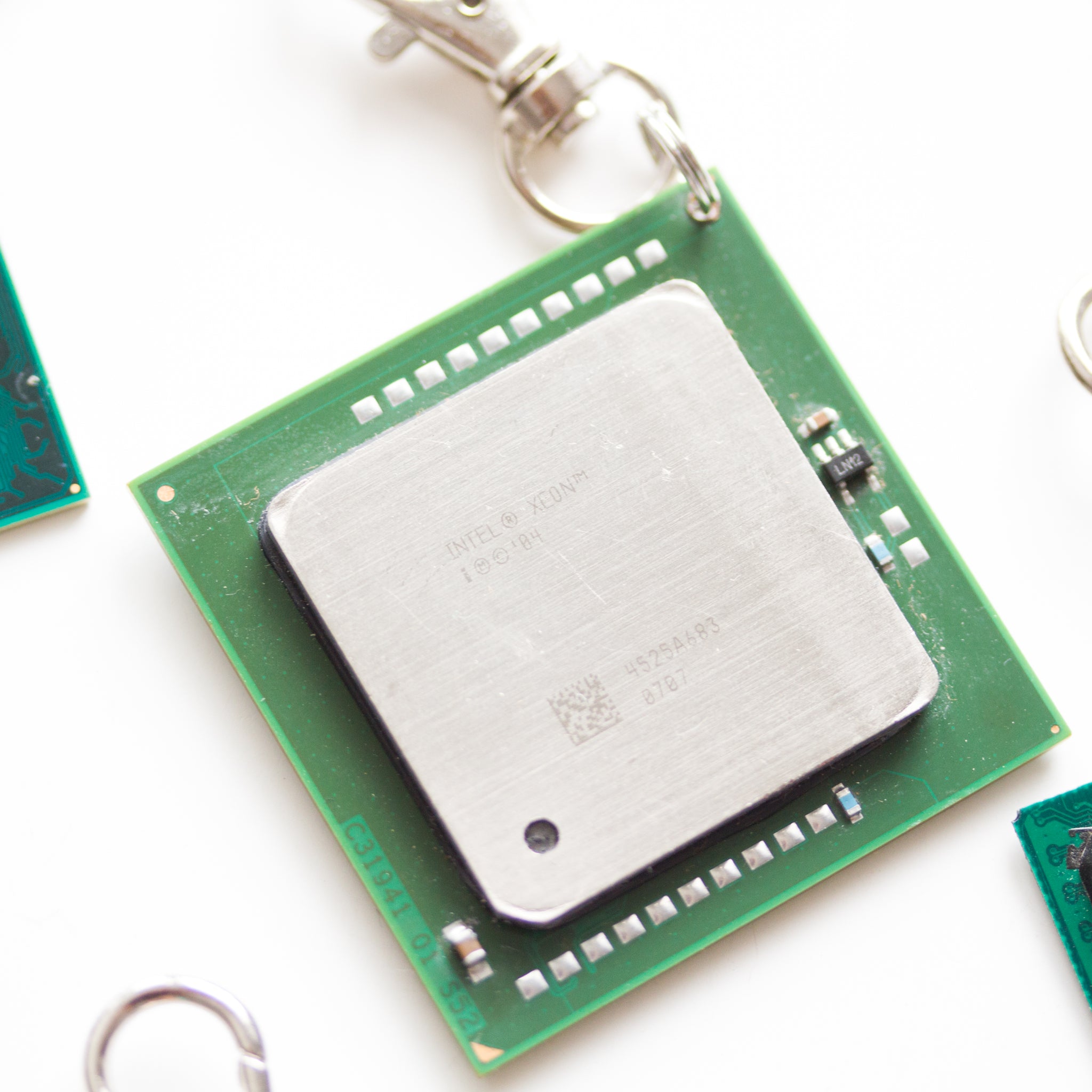 Cpu Key Chain Chipset keychain, recycled computer keychain, graphic processor, GPU ...