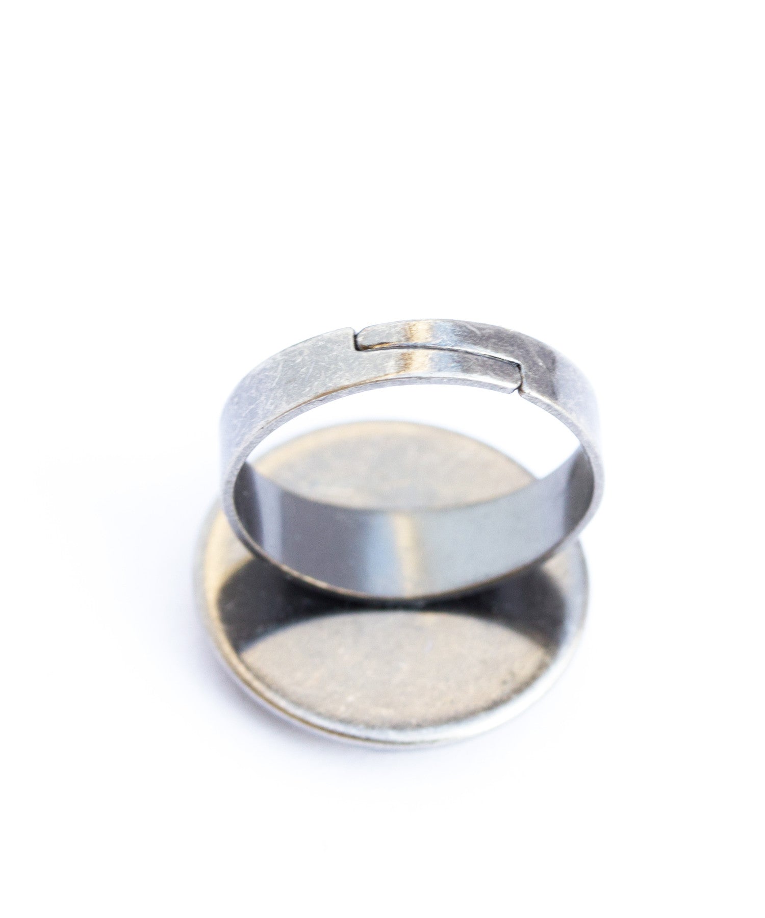 Geeky cocktail round ring
