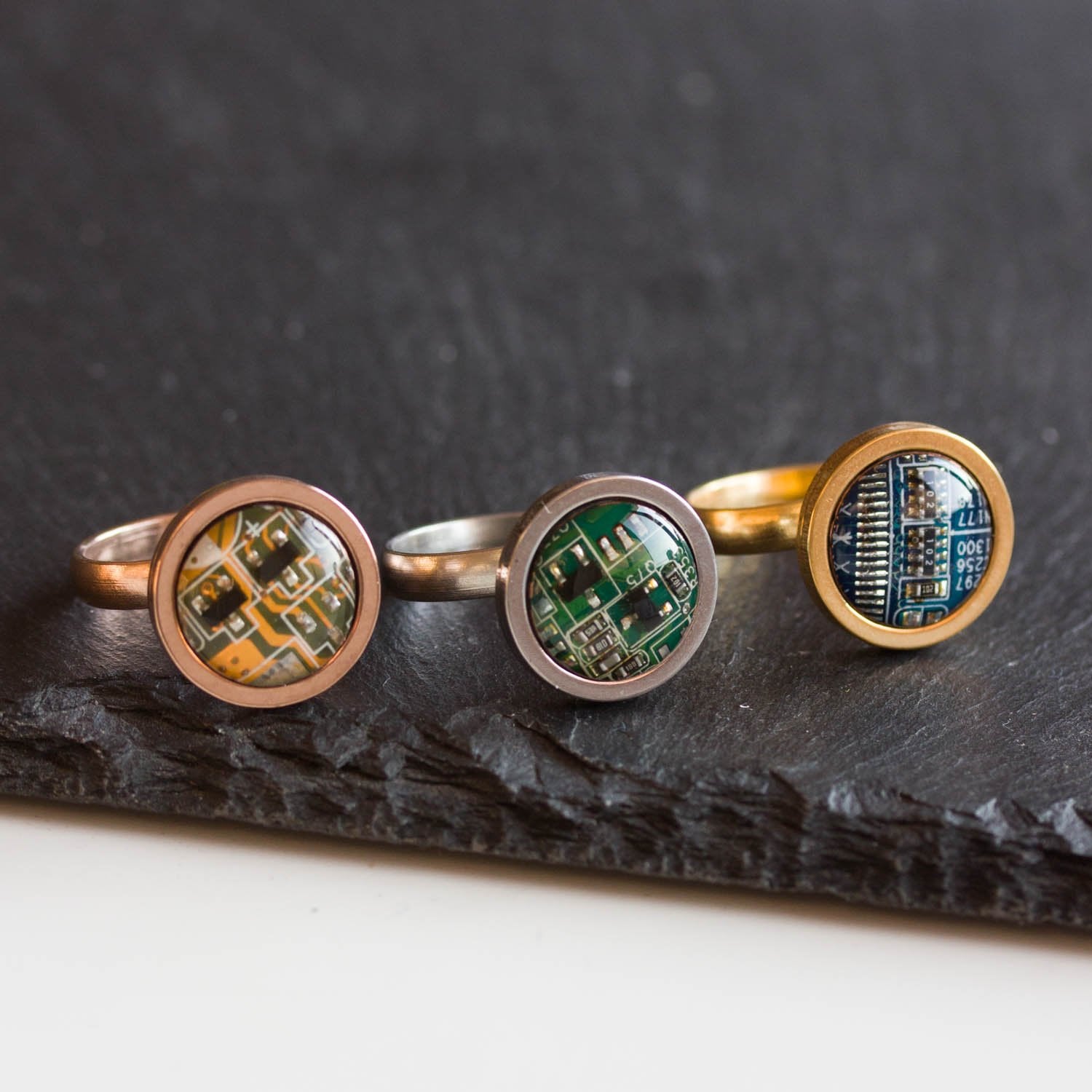 Geeky ring with circuit board piece, 12 mm