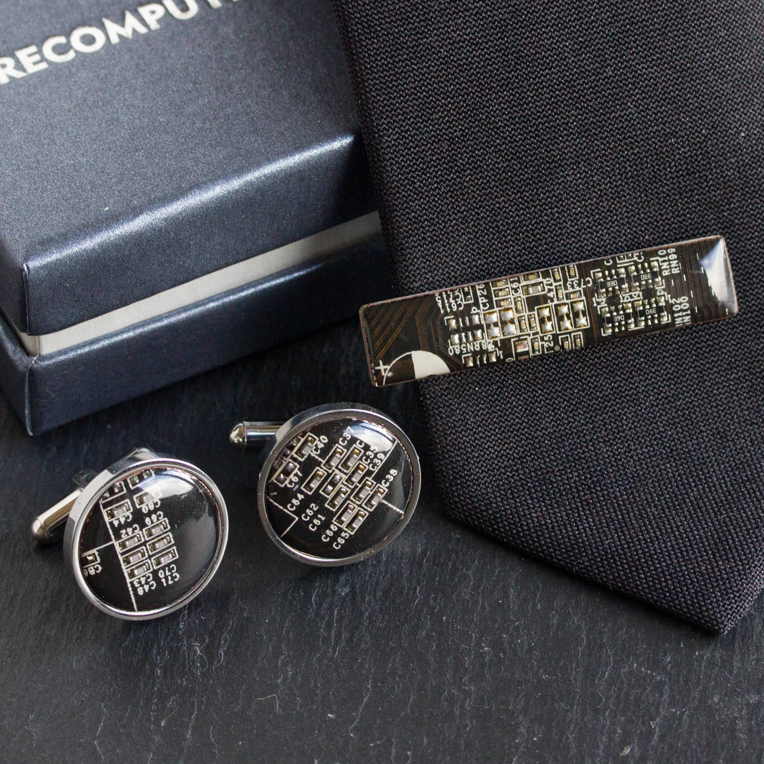 Cufflinks and tie clip set, stainless steel