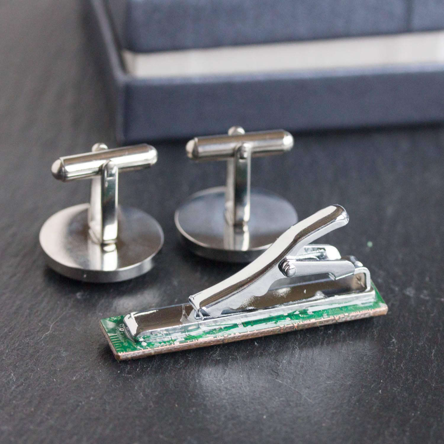 Cufflinks and tie clip set, stainless steel