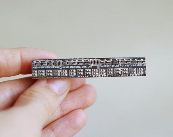 Tie clip made of circuit board